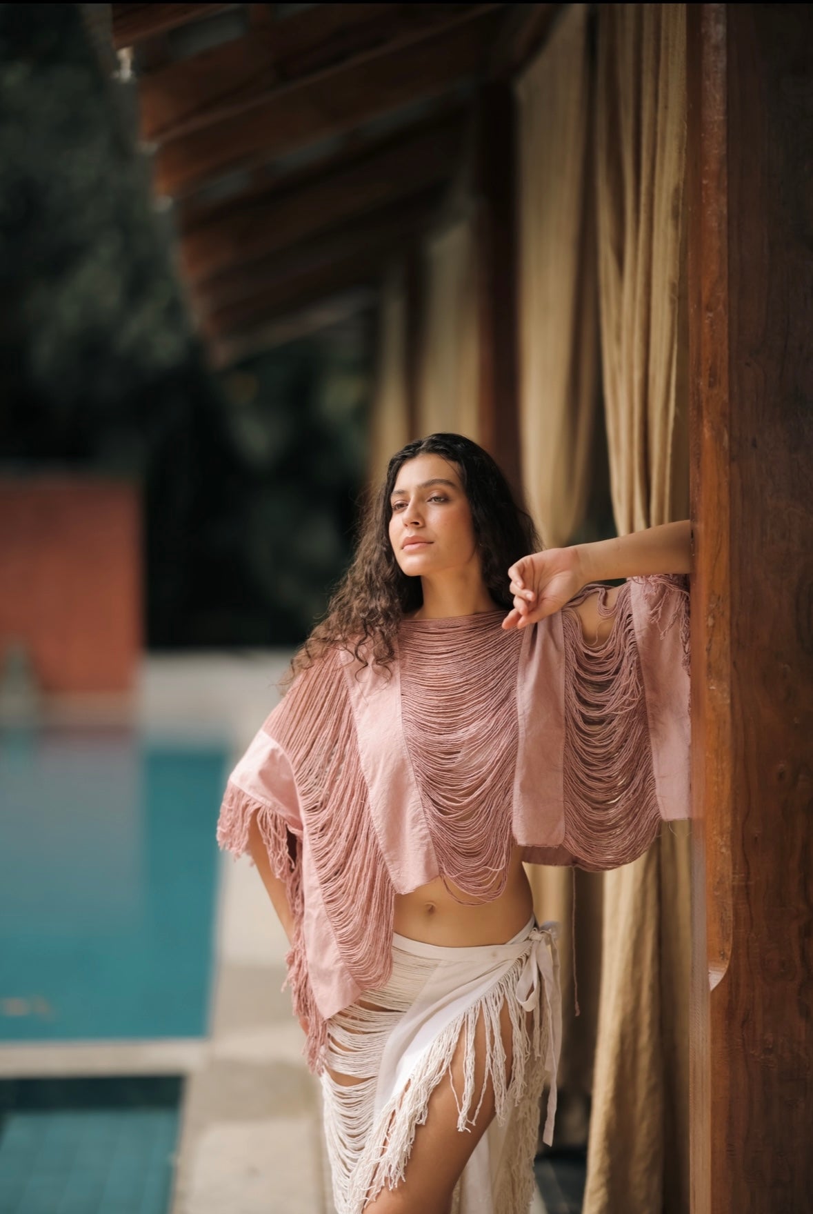 Nooré Blush Cape
