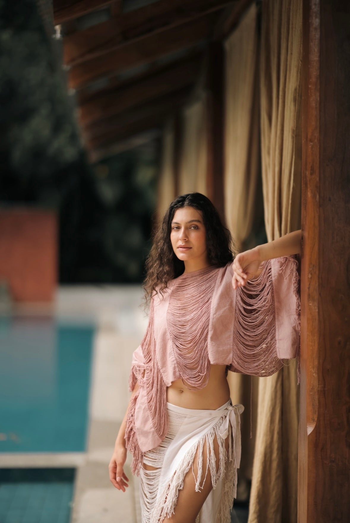Nooré Blush Cape