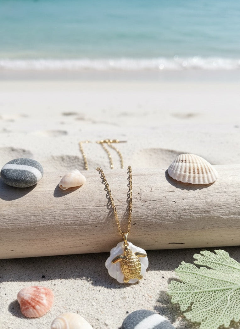 Voyager turtle necklace