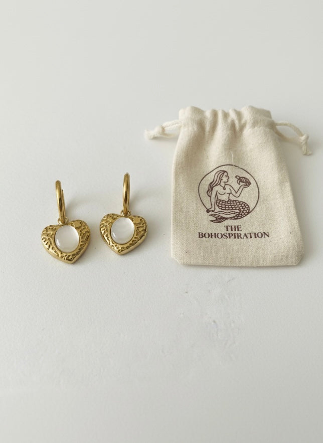 Vintage love drops